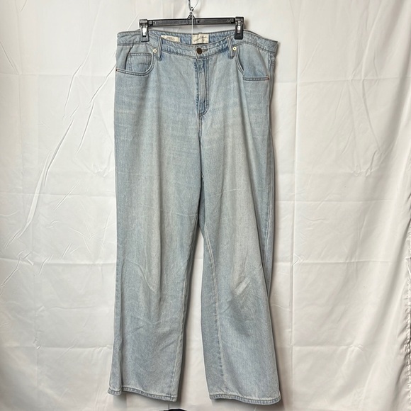 Universal Thread Denim - UNIVERSAL thread, relaxed, wide, leg, women’s denim jeans.
